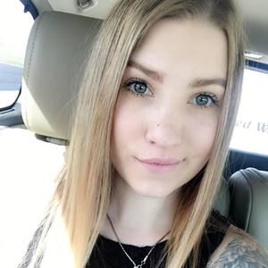 Meet your Posher, Mickenzie